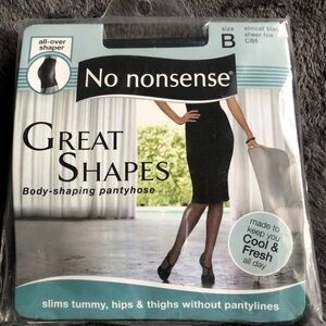 𝅺NO nonsense great shapes almost black pantyhose stockings‎ size B new